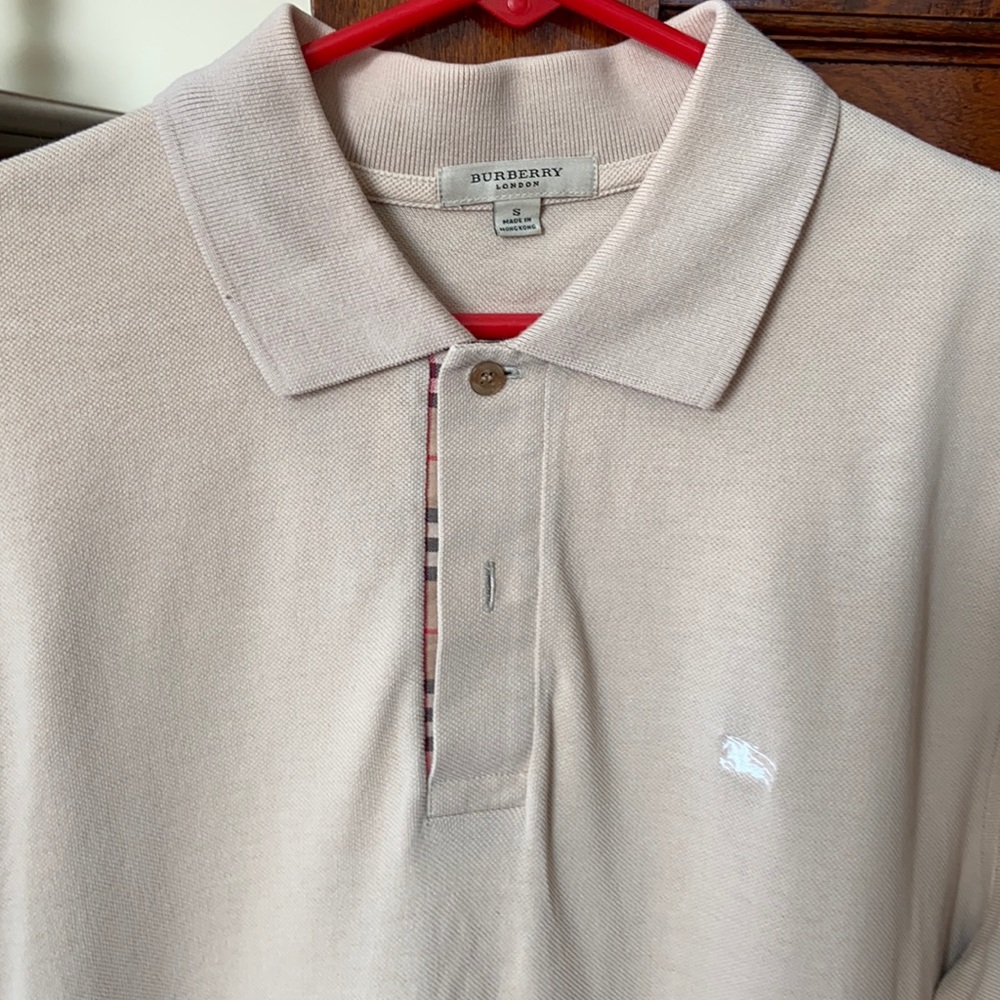 Men’s Burberry polo